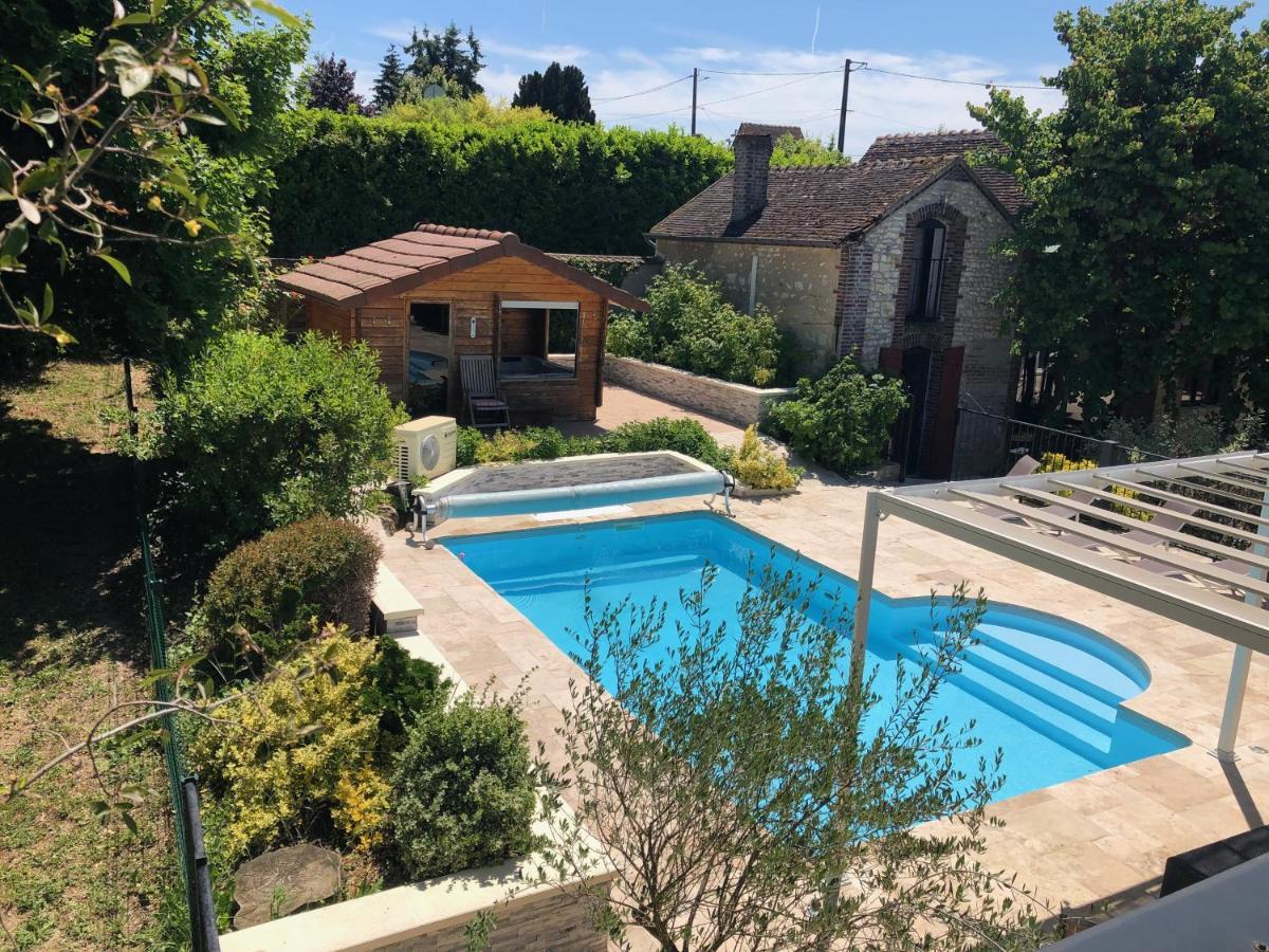 Le Rouge & Blanc Bed & Breakfast Saint-Maurice-le-Vieil Exterior foto