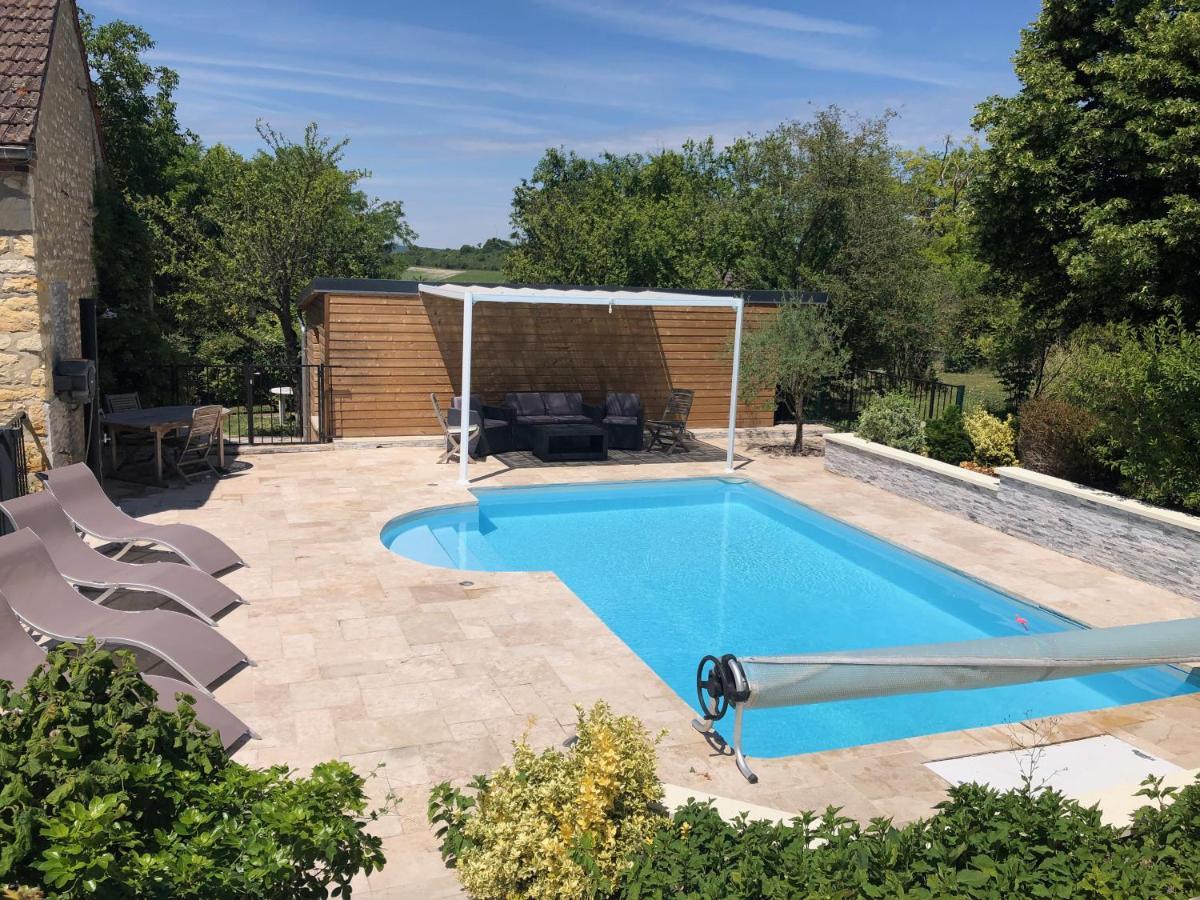Le Rouge & Blanc Bed & Breakfast Saint-Maurice-le-Vieil Exterior foto