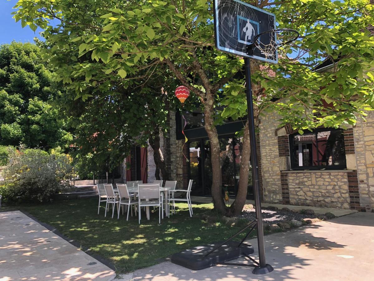 Le Rouge & Blanc Bed & Breakfast Saint-Maurice-le-Vieil Exterior foto