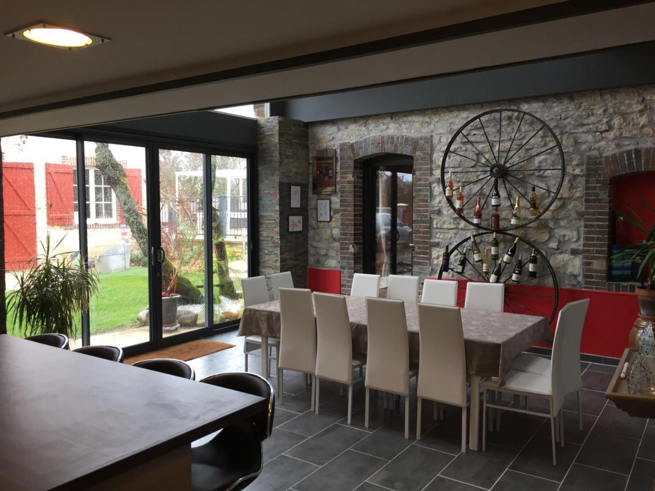 Le Rouge & Blanc Bed & Breakfast Saint-Maurice-le-Vieil Exterior foto
