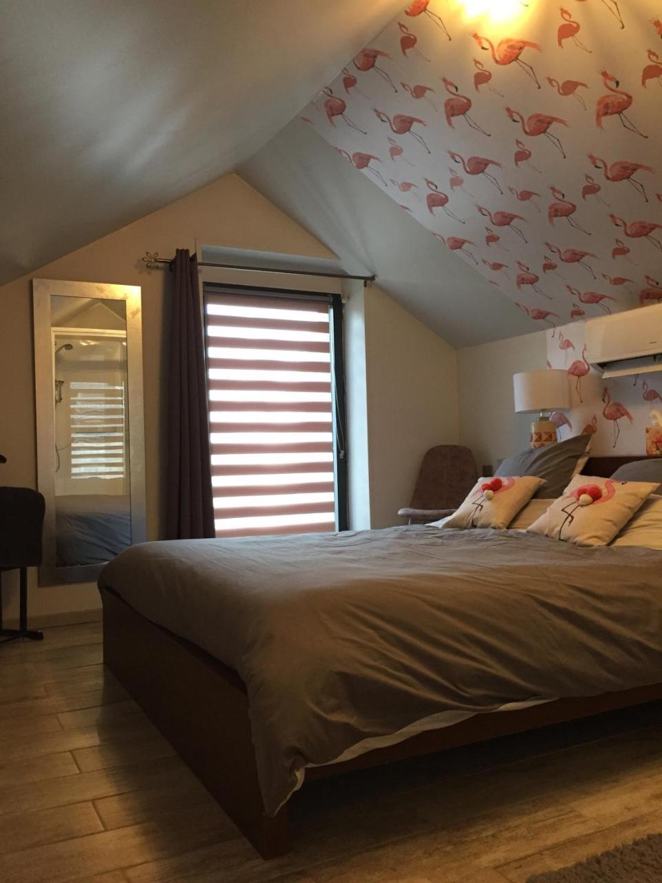 Le Rouge & Blanc Bed & Breakfast Saint-Maurice-le-Vieil Exterior foto
