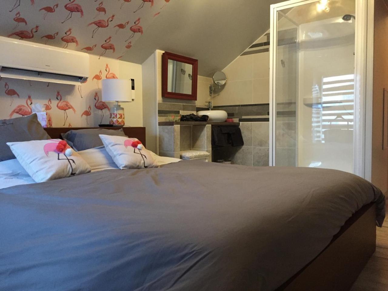 Le Rouge & Blanc Bed & Breakfast Saint-Maurice-le-Vieil Exterior foto